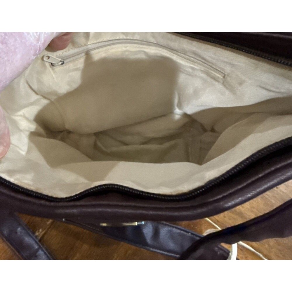 RESELLER BUNDLE Four (4) Handbags, Clutch & Acces. Bag Designer Brands Fair/Good - Picture 12 of 16